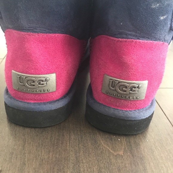 Ugg Boots - Picture 2 of 6